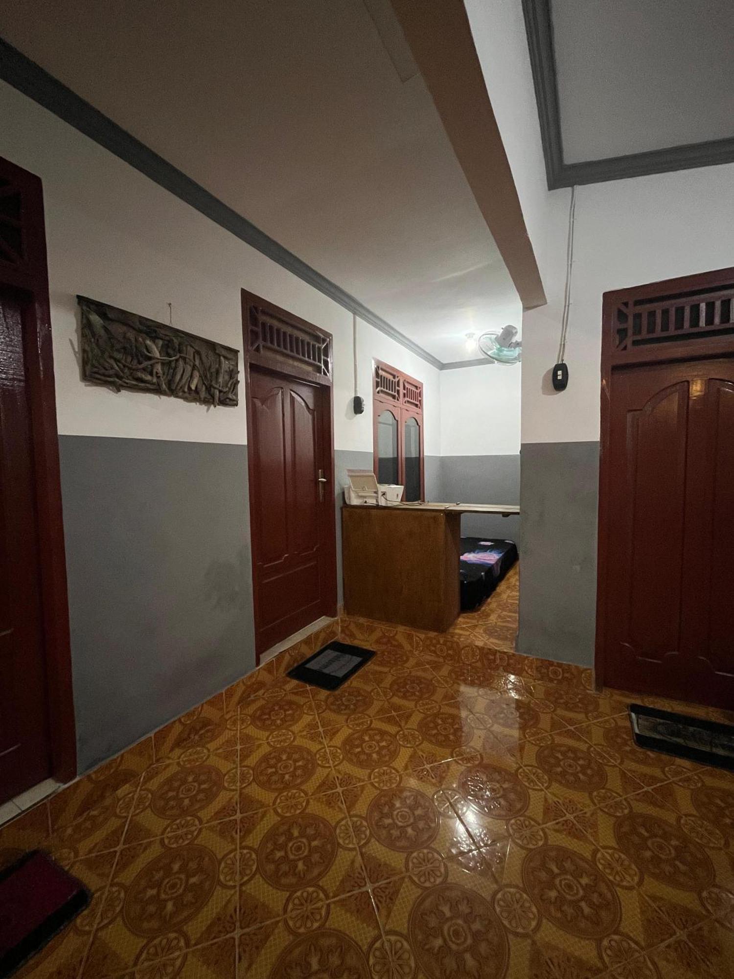 Bintang Guesthouse 吉利特拉旺安 外观 照片